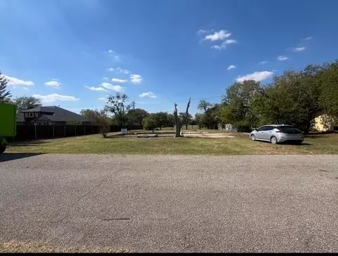 907 N Riggins St, Anna, TX 75409