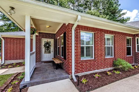 501 Cherry Hills Dr, Huntsville, TX 77340