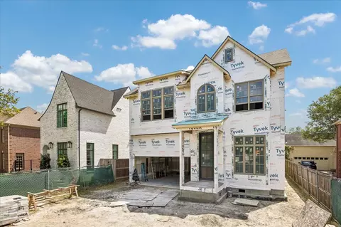 3717 Carlon St, Southside Place, TX 77005