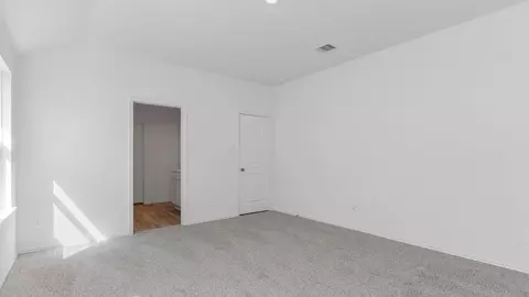Bedroom - 6846 Spur Creek Dr, Rosenberg, TX 77471 photo 4 of 4