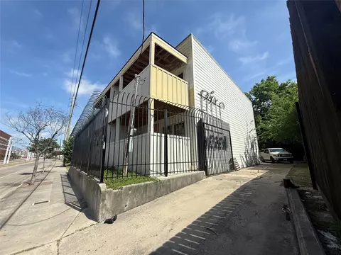 3917 Harrisburg Blvd #6, Houston, TX 77003