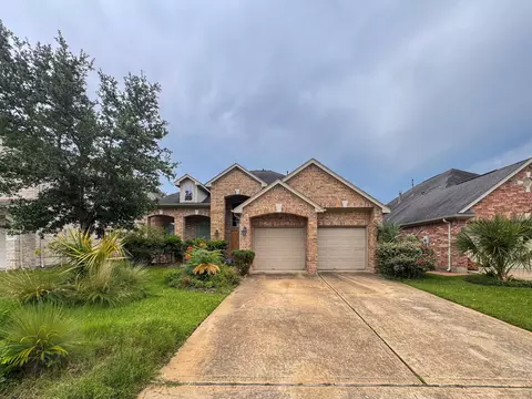 17903 Sugarloaf Bay Dr, Cypress, TX 77429