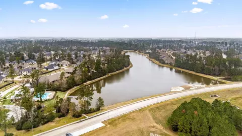 734 Platinum Stone Ln, Pinehurst, TX 77362