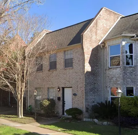 6505 Gambier Ln, Bellaire, TX 77401