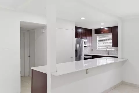 7900 Westheimer Rd #147, Houston, TX 77063