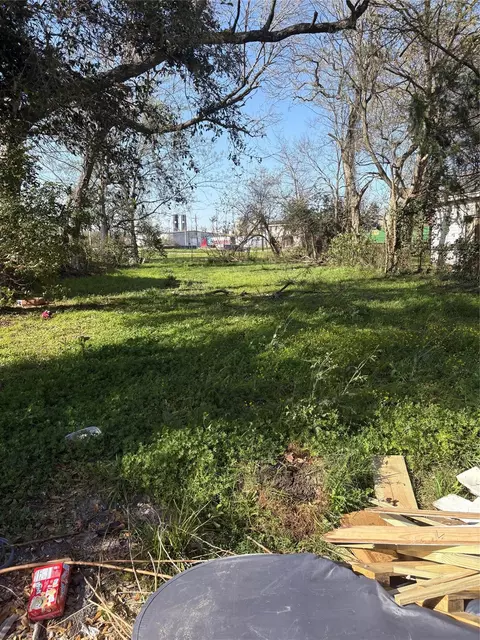 505 Elgie St, Beaumont, TX 77705