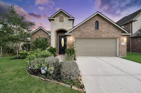 12906 Millstream Bend Ln, Tomball, TX 77377
