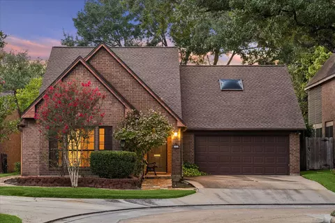11 Pembrook Ct, Bellaire, TX 77401