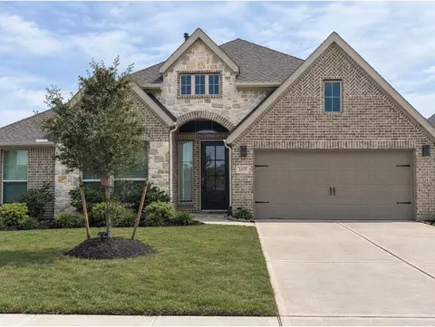 2215 Carrol Creek Dr, Richmond, TX 77469
