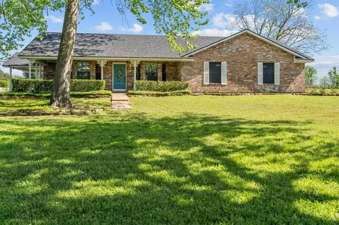 109 Meadowview St, Crockett, TX 75835