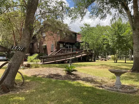 36711 Custer Rd, Wallis, TX 77485