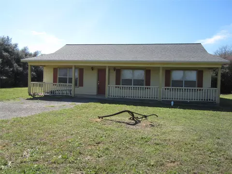 20697 Pierceall Rd, Hempstead, TX 77445