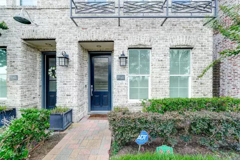 8648 Emnora Ln, Houston, TX 77080