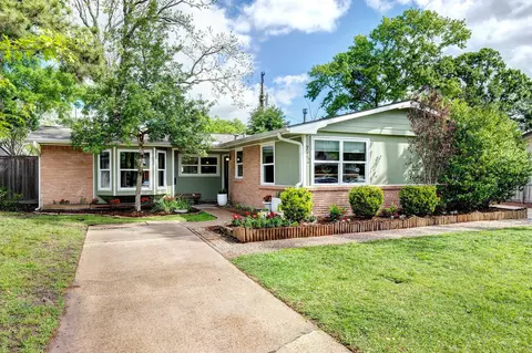 722 Azaleadell Dr, Houston, TX 77018