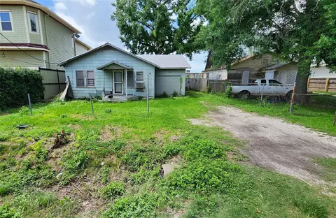 1306 W 21st St, Houston, TX 77008