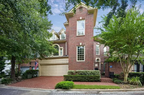 1 Pine Briar Cir, Houston, TX 77056