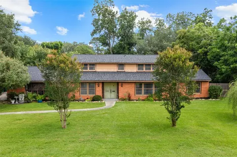 1311 Lamar Dr, La Marque, TX 77568