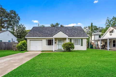 1034 Lamonte Ln, Houston, TX 77018