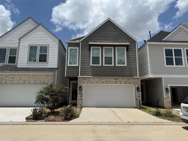 11321 Stonework Grove Ln, Houston, TX 77076