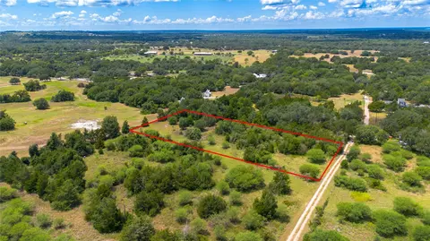 732 Christmas Rd, Brenham, TX 77833