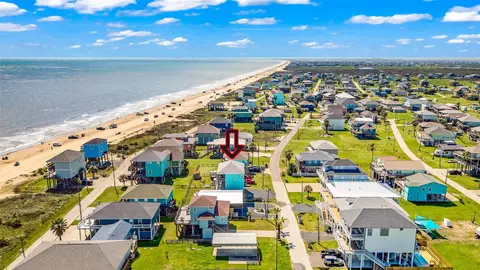 1978 Avenue I, Crystal Beach, TX 77650