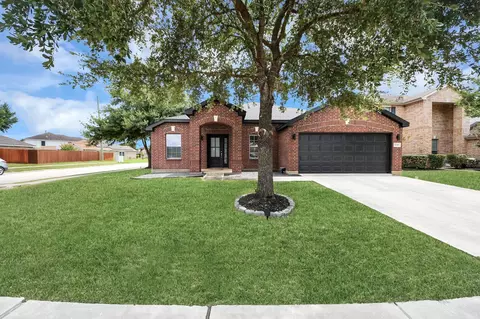 Exterior - 3230 Legends Creek Dr, Spring, TX 77386 photo 5 of 6