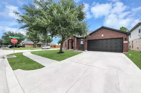 Exterior - 3230 Legends Creek Dr, Spring, TX 77386 photo 2 of 6
