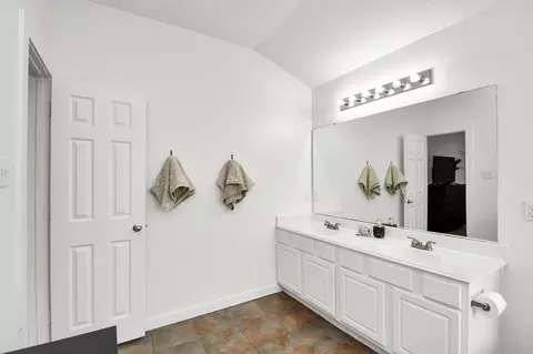 Bath - 3230 Legends Creek Dr, Spring, TX 77386 photo 1 of 4