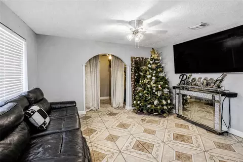 8830 Brackley Ln, Houston, TX 77088