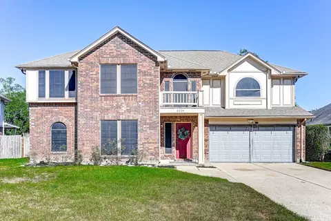 2004 Saber Ct, League City, TX 77573