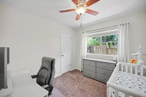 Bedroom - 17019 Fordingbridge Dr, Spring, TX 77379 photo 5 of 6