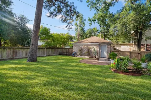Exterior - 2631 Woodsboro Dr, Spring, TX 77388 photo 7 of 11