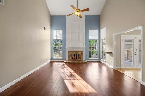 Living - 2631 Woodsboro Dr, Spring, TX 77388 photo 8 of 10