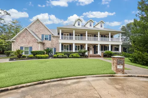 223 Heritage Oaks Ln, Houston, TX 77024