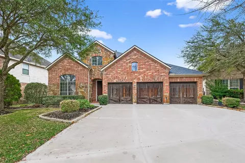35 Woodmoor Pl, Magnolia, TX 77354