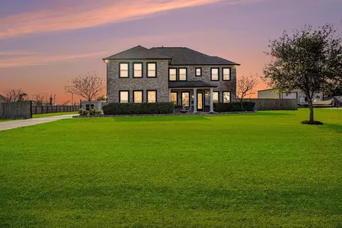 4118 Landon Ln, Baytown, TX 77523