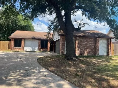 9518 Marblemount Dr, Houston, TX 77064