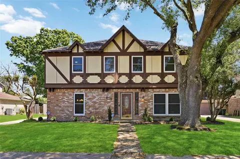 514 Lorie Ln, Seabrook, TX 77586