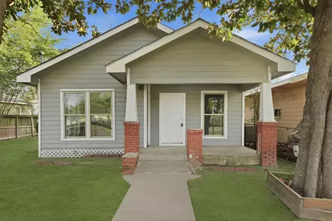 7706 Canal St, Houston, TX 77012