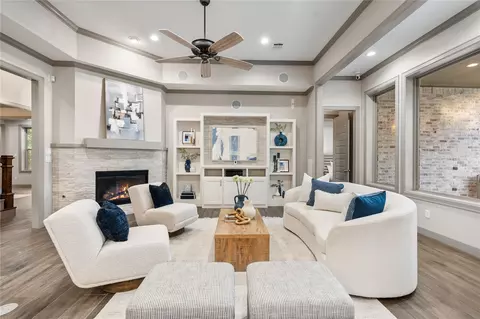 Living - 12379 Pebble View Dr, Conroe, TX 77304 photo 2 of 5