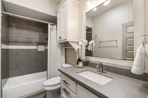 Bath - 12379 Pebble View Dr, Conroe, TX 77304 photo 7 of 7