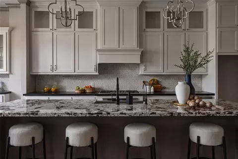 Kitchen - 12379 Pebble View Dr, Conroe, TX 77304 photo 2 of 4