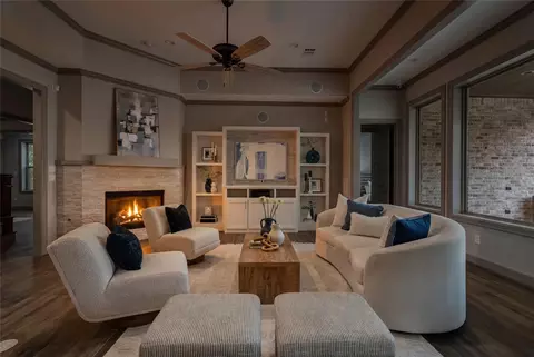 Living - 12379 Pebble View Dr, Conroe, TX 77304 photo 5 of 5