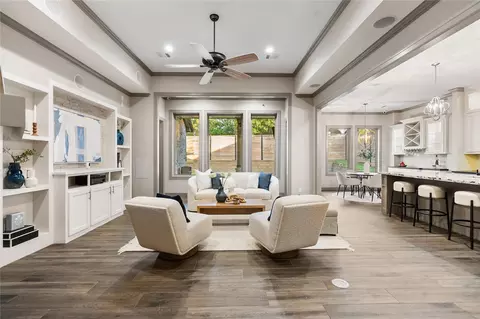 Living - 12379 Pebble View Dr, Conroe, TX 77304 photo 4 of 5