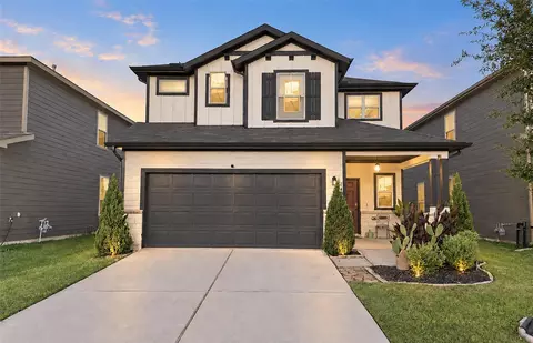 14526 Chasing Bend Dr, Houston, TX 77069