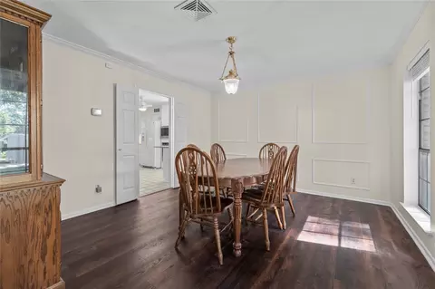 Dining - 131 Shadowood St, Conroe, TX 77304 photo 2 of 2