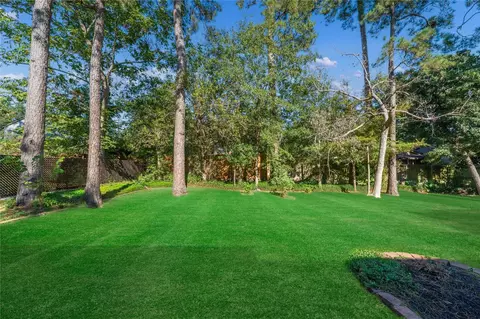 Exterior - 131 Shadowood St, Conroe, TX 77304 photo 10 of 10