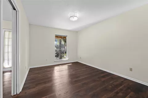 Bedroom - 131 Shadowood St, Conroe, TX 77304 photo 2 of 3