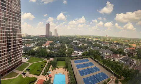 5100 San Felipe St #72, Houston, TX 77056