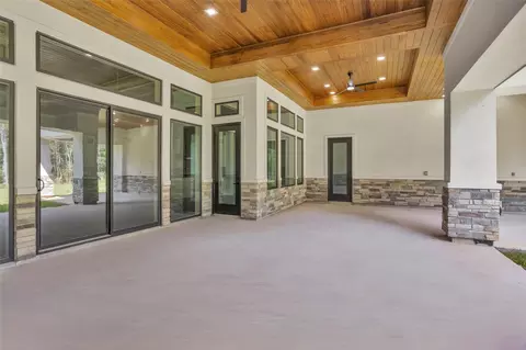 Exterior - 27900 E Stallion Ln, Waller, TX 77484 photo 7 of 9